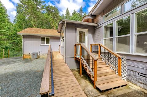 877 Marcy Loop Rd, Grants Pass, OR 97527 photo 36