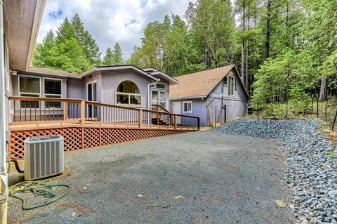 877 Marcy Loop Rd, Grants Pass, OR 97527 photo 37