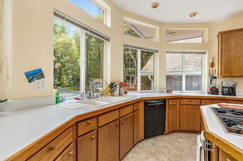 877 Marcy Loop Rd, Grants Pass, OR 97527 photo 7
