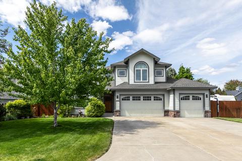 3390 NE Stonebrook Loop, Bend, OR 97701 photo 2