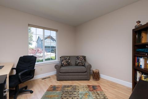 20392 NW Shetland Loop, Bend, OR 97703 photo 3