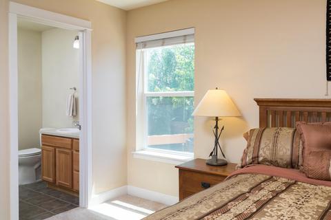 20392 NW Shetland Loop, Bend, OR 97703 photo 15