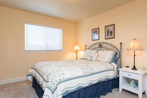 20392 NW Shetland Loop, Bend, OR 97703 photo 11