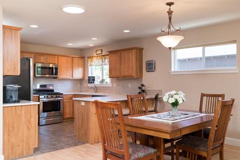 20392 NW Shetland Loop, Bend, OR 97703 photo 5