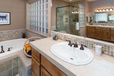 1833 NW Perspective Dr, Bend, OR 97701 photo 13
