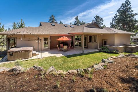 1833 NW Perspective Dr, Bend, OR 97701 photo 24