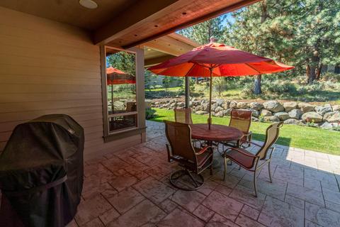 1833 NW Perspective Dr, Bend, OR 97701 photo 23