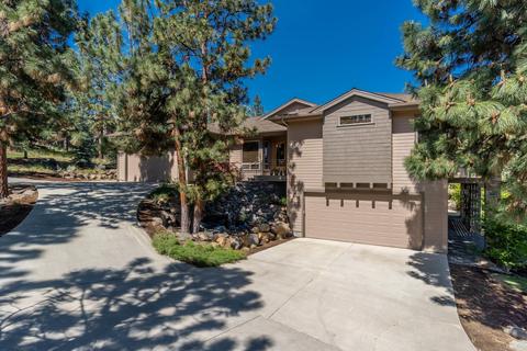 1833 NW Perspective Dr, Bend, OR 97701 photo 2