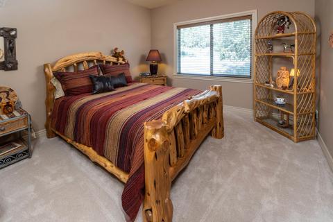 1833 NW Perspective Dr, Bend, OR 97701 photo 14