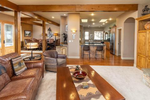 1833 NW Perspective Dr, Bend, OR 97701 photo 5