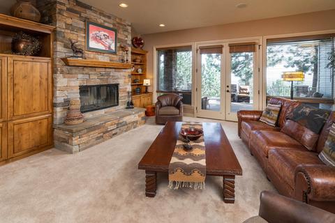 1833 NW Perspective Dr, Bend, OR 97701 photo 6