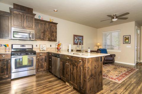 20819 Boulderfield Ave, Bend, OR 97701 photo 9