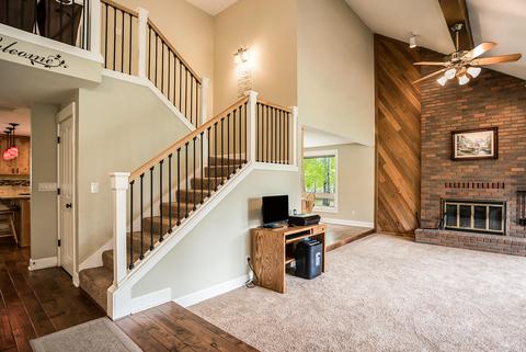 60023 Ridgeview Dr W, Bend, OR 97702 photo 4