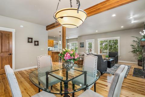 61426 Linton Loop, Bend, OR 97702 photo 8