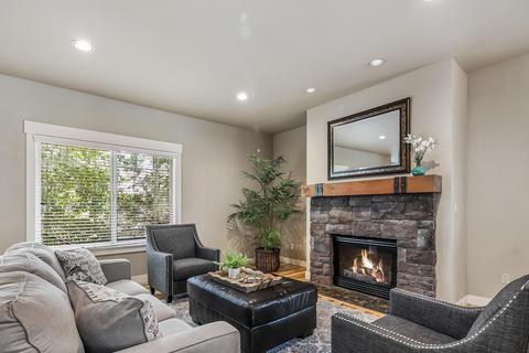 61426 Linton Loop, Bend, OR 97702 photo 5