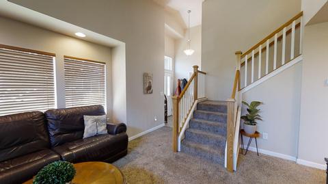 363 Live Oak Loop, Central Point, OR 97502 photo 4