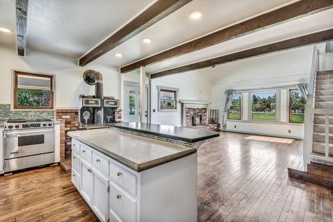 65120 Collins Rd, Bend, OR 97703 photo 17