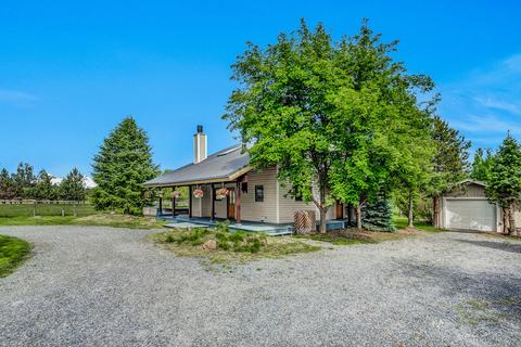 65120 Collins Rd, Bend, OR 97703 photo 2