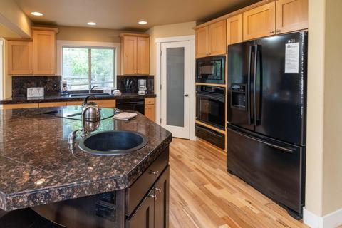 16539 Beaver Dr, Bend, OR 97707 photo 11