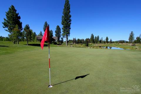 56221 Sable Rock Loop, Bend, OR 97707 photo 8