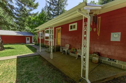 338 Burch Dr, Cave Junction, OR 97523 photo 7