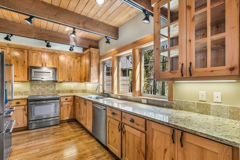 15174 River Point Ct, Bend, OR 97707 photo 14