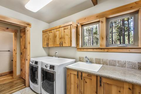 15174 River Point Ct, Bend, OR 97707 photo 33