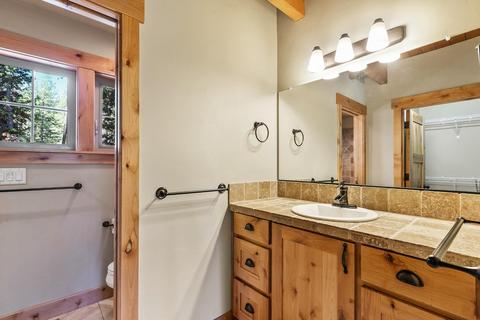 15174 River Point Ct, Bend, OR 97707 photo 21