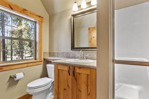 15174 River Point Ct, Bend, OR 97707 photo 30