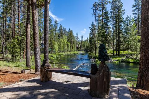 15174 River Point Ct, Bend, OR 97707 photo 5