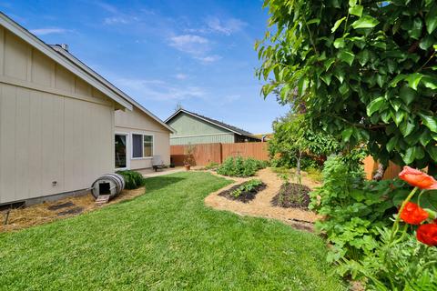 20391 Shetland Loop, Bend, OR 97701 photo 40