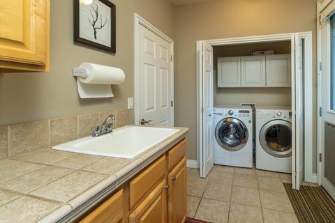 19487 Blue Lake Loop, Bend, OR 97702 photo 12