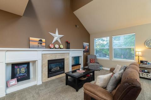 19487 Blue Lake Loop, Bend, OR 97702 photo 4