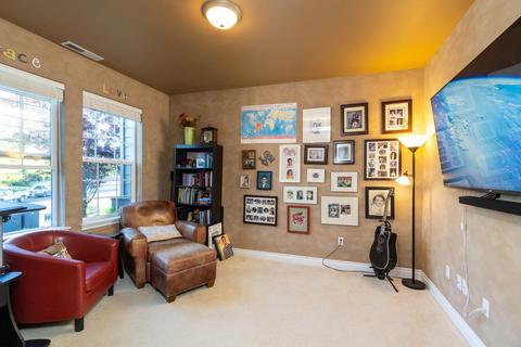 19487 Blue Lake Loop, Bend, OR 97702 photo 11