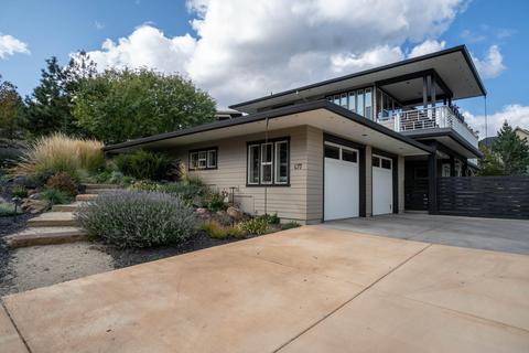 677 NW Powell Butte Loop, Bend, OR 97703 photo 3