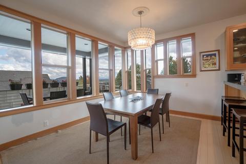 677 NW Powell Butte Loop, Bend, OR 97703 photo 9