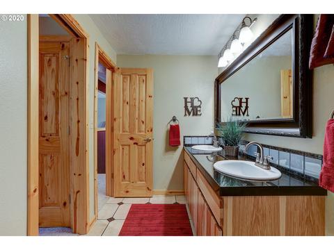 17897 Lofty Ln, Sunriver, OR 97707 photo 16