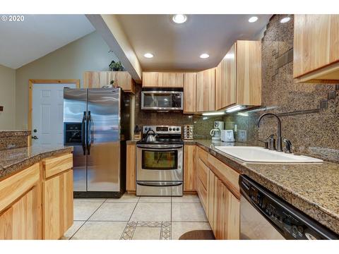 17897 Lofty Ln, Sunriver, OR 97707 photo 6