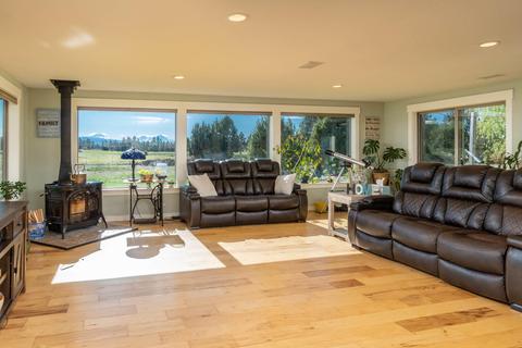 63660 Gentry Loop, Bend, OR 97701 photo 12