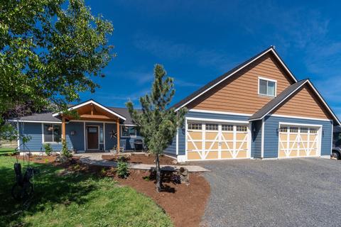 63660 Gentry Loop, Bend, OR 97701 photo 1