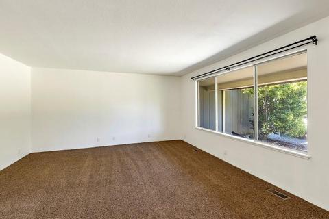 644 Maple St, Central Point, OR 97502 photo 7