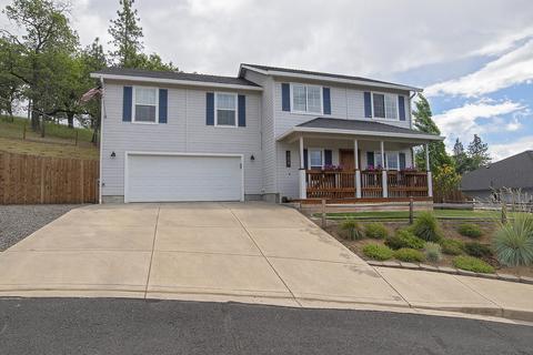 154 Christa Ln, Eagle Point, OR 97524 photo 2