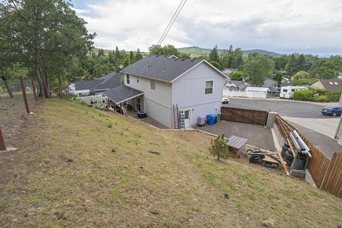154 Christa Ln, Eagle Point, OR 97524 photo 31