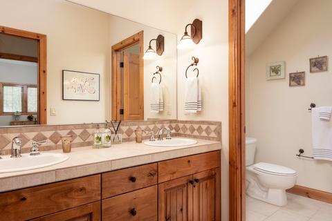57433 Sun Eagle Ln, Sunriver, OR 97707 photo 22