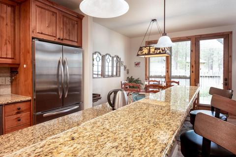 57433 Sun Eagle Ln, Sunriver, OR 97707 photo 9