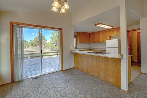 64597 Mcgrath Rd, Bend, OR 97701 photo 13