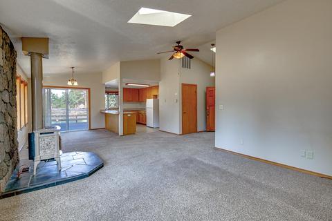 64597 Mcgrath Rd, Bend, OR 97701 photo 11