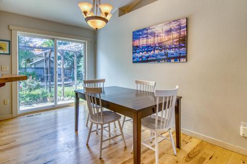 20705 Nicolette Dr, Bend, OR 97701 photo 9