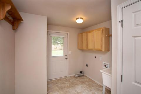 53049 Loop Dr, La Pine, OR 97739 photo 16