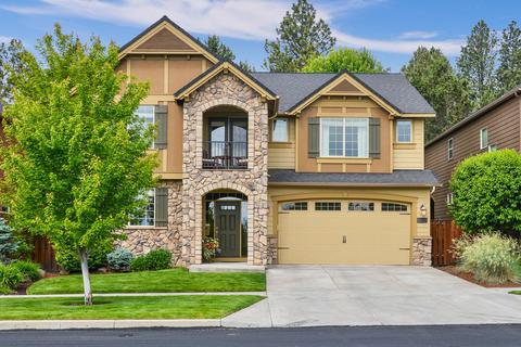 20446 Jacklight Ln, Bend, OR 97702 photo 1